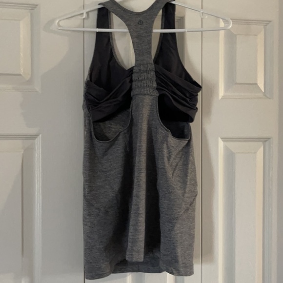 Lululemon Padded Bra Tank Top Size 6🥰🥰 - Picture 2 of 4